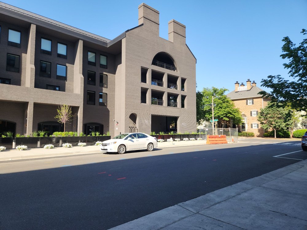 HOTEL AKA ALEXANDRIA 625 1st St, Alexandria, Virginia Hotels