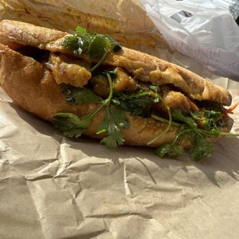 Jonty's Vietnamese Eatery - pork belly banh mi - Vietnamese Near Me - Morgan Hill, California