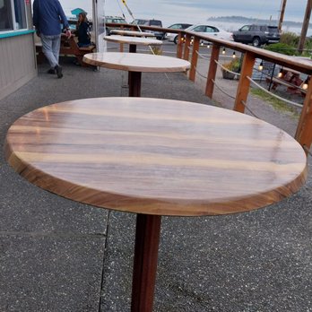 Beach Cat Brewing - outdoor table - Brewpubs Near Me - Blaine, Washington Beach Cat Brewing - outdoor table - Brewpubs Near Me - Blaine, Washington