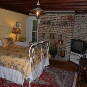 Joan's On Jones - Bed & Breakfast Near Me - Savannah, Georgia Joan's On Jones - Bed & Breakfast Near Me - Savannah, Georgia