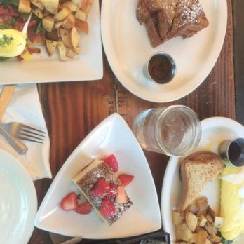Fig Tree Cafe - Delight - Breakfast & Brunch Near Me - San Diego, California Fig Tree Cafe - Delight - Breakfast & Brunch Near Me - San Diego, California