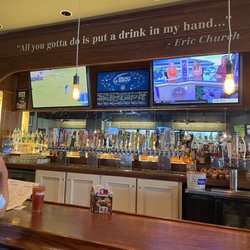 Hickory Tavern - Bar