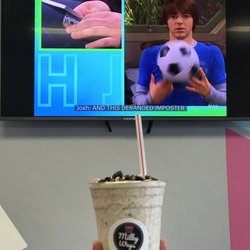 Milkshake while watching DRAKE & JOSH