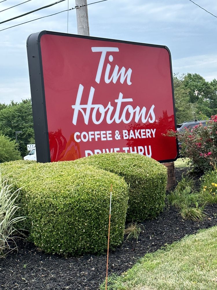 TIM HORTONS Updated September 2024 26 Reviews 3737 S Hamilton Rd