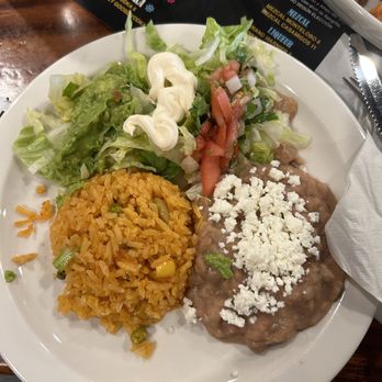 La Hacienda Restaurant - The sides that come with the dish - Mexican Near Me - Winter Park, Florida