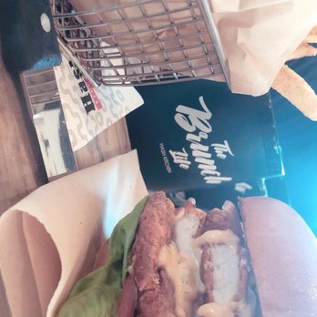 Hash Kitchen Arcadia - Fried chicken sandwich - Breakfast & Brunch Near Me - Phoenix, Arizona