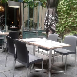 Fenetre Sur Cour - La cour interieure