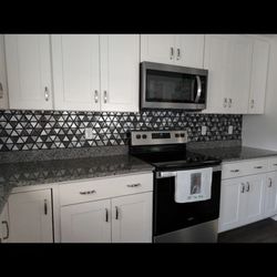 Paco Tile & Flooring Gallery - Daytime