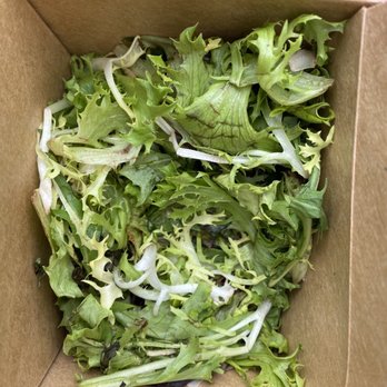 Moulin - Side salad with the quiche lorraine - Bakeries Near Me - Dana Point, California