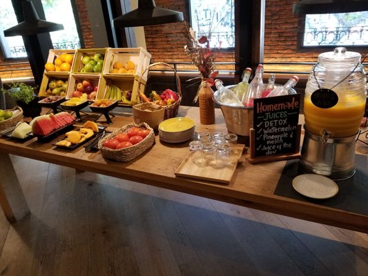 The Corner Hotel by null