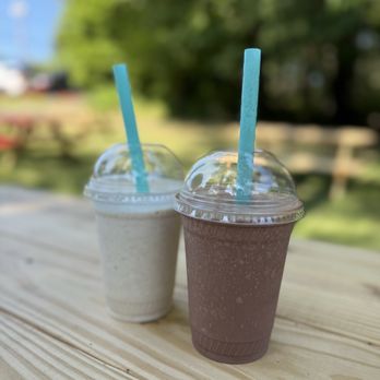 State Line Lobster - Maple and Chocolate milkshakes - Seafood Near Me - Kittery, Maine State Line Lobster - Maple and Chocolate milkshakes - Seafood Near Me - Kittery, Maine