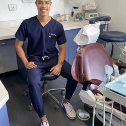 The Wright Dentist - Dr. Kyrell Wright welcomes all patients!