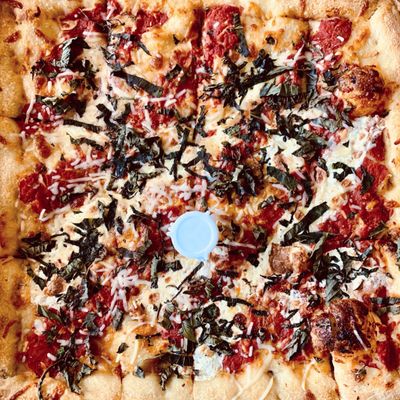 Williamsburg Pizza by null