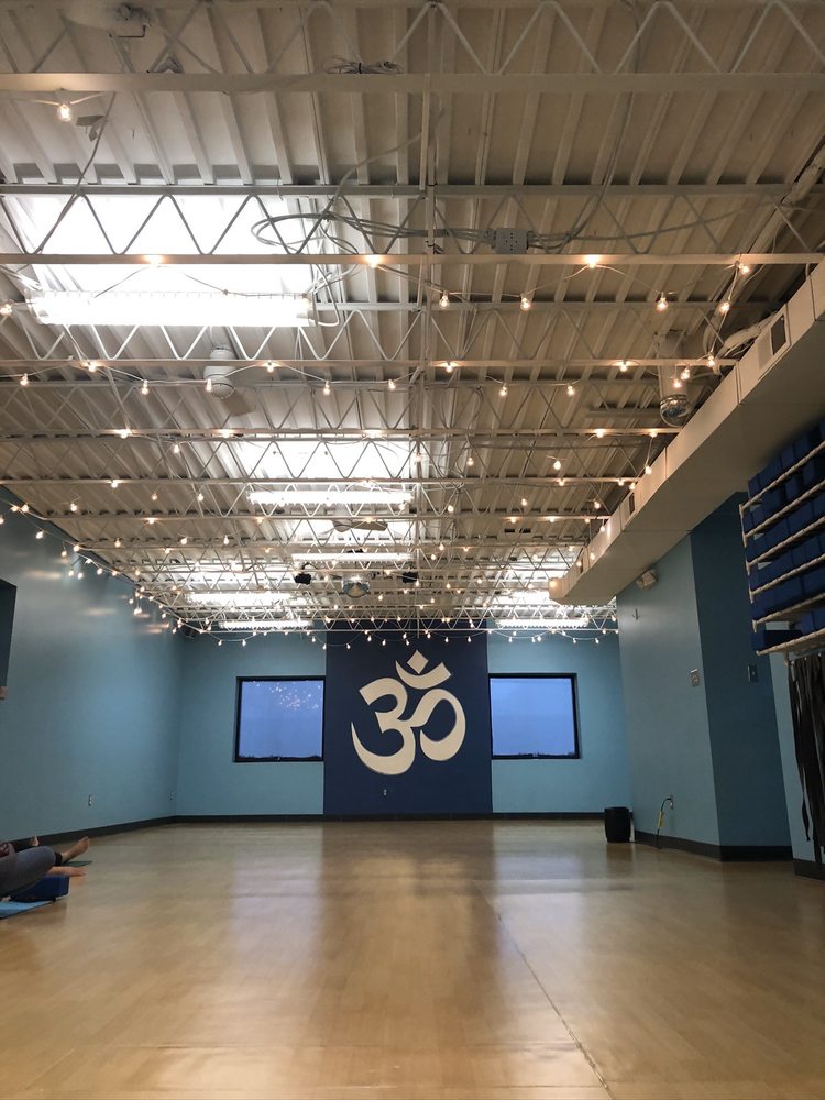 502 POWER YOGA 12 Photos & 41 Reviews 2210 Dundee Rd, Louisville