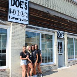 Exterior outside entrance of Doe's Eat Place - Located between JJs & Bordinos on Dickson St! - Fayetteville, Arkansas Exterior outside entrance of Doe's Eat Place - Located between JJs & Bordinos on Dickson St! - Fayetteville, Arkansas