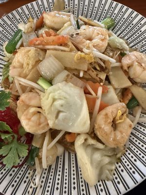 Lamoon Thai Restaurant by null