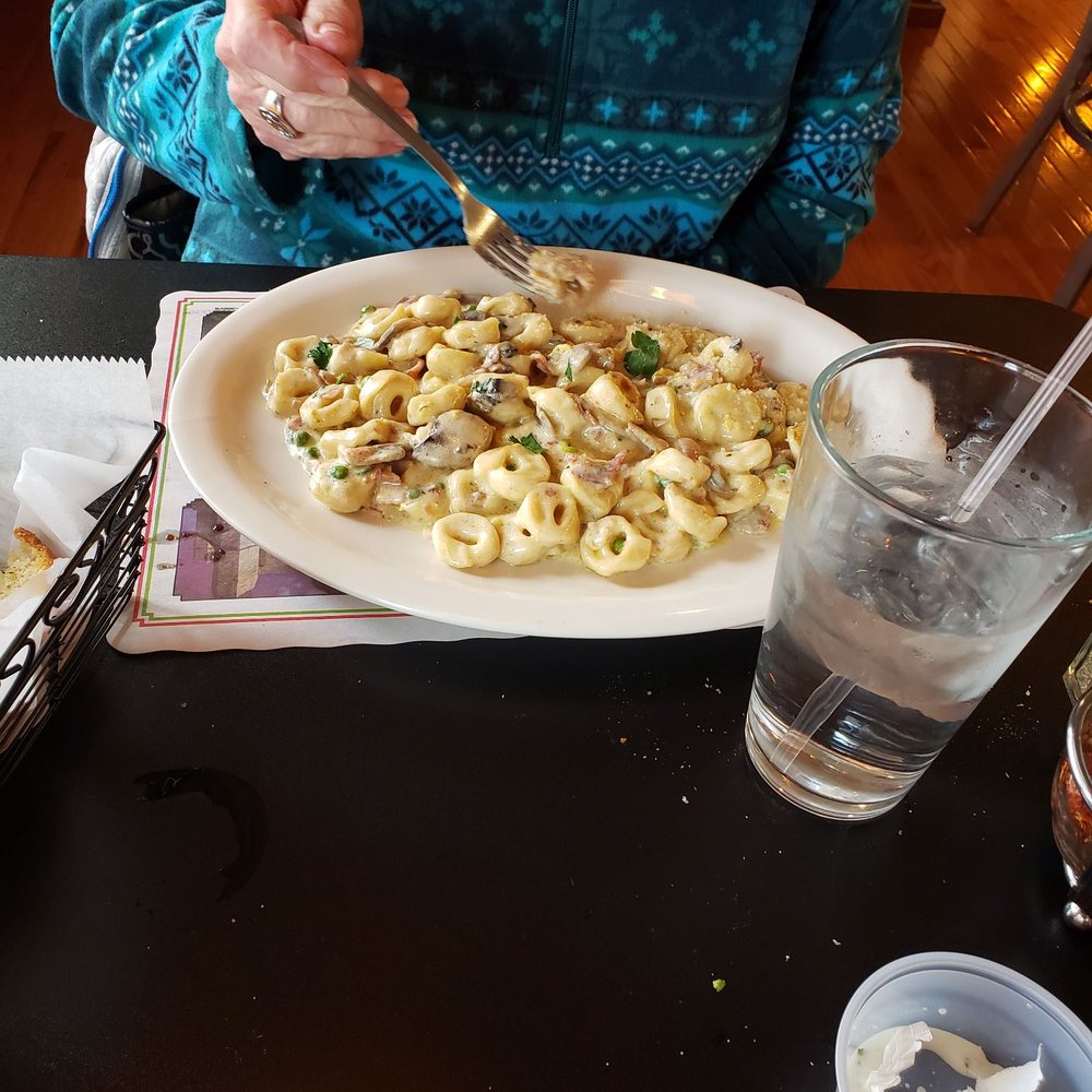 Massimino's Pizzeria - Massimino tortellini a signature dish. This was the winner today. Better than the chicken parm or pizza. - Pizza Near Me - Ansonia, Connecticut Massimino's Pizzeria - Massimino tortellini a signature dish. This was the winner today. Better than the chicken parm or pizza. - Pizza Near Me - Ansonia, Connecticut