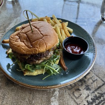 Tavern & Table - Bison Burger and Fries - New American Near Me - Mt. Pleasant, South Carolina Tavern & Table - Bison Burger and Fries - New American Near Me - Mt. Pleasant, South Carolina