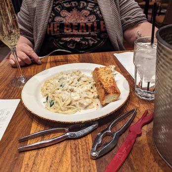 AYCE - Choose your own pasta: chicken, spaghetti, Alfredo and garlic bread - Buffets Near Me - Las Vegas, Nevada