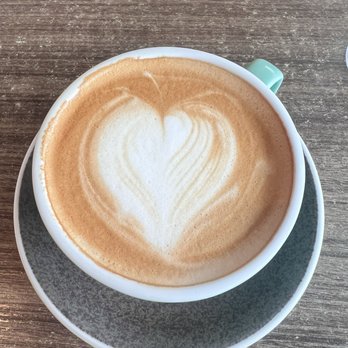 Bistro Cafe - Hot Latte - Breakfast & Brunch Near Me - Miami, Florida