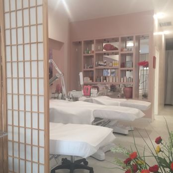 Brow Art Cafe & Lashes - The front room has three beds as well as a back room! - Eyelash Service Near Me - Orange, California