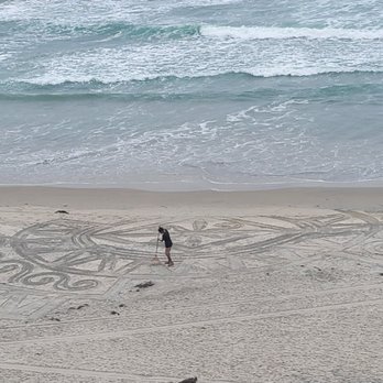Dimitris - Sand artist - Greek Near Me - Tijuana, BCN