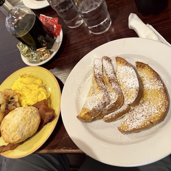 Honeycomb Cafe - Beehive breakfast - New American Near Me - Belmont, North Carolina Honeycomb Cafe - Beehive breakfast - New American Near Me - Belmont, North Carolina