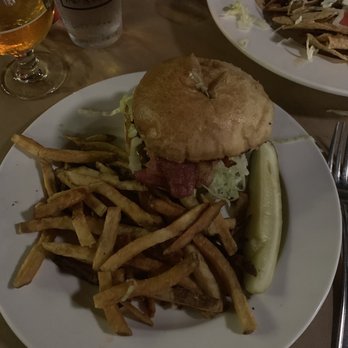 One Main Tap and Grill - Burger with bacon - New American Near Me - Randolph, Vermont One Main Tap and Grill - Burger with bacon - New American Near Me - Randolph, Vermont