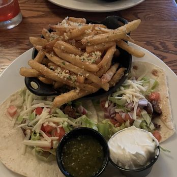 Cornerstone Pub & Kitchen - steak tacos, parmesan truffle fries - New American Near Me - Barre, Vermont