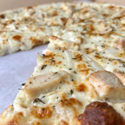 Valentino's Pizza - Chicken Alfredo Pizza 11/10 recommend