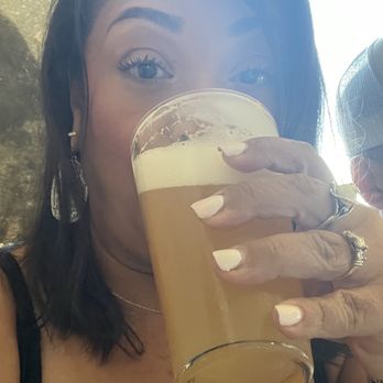 Twine Bulverde - Hazy IPA - Wine Bars Near Me - Bulverde, Texas