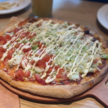 Crust Brewing - BLT pizza red sauce - Breweries Near Me - Rosemont, Illinois Crust Brewing - BLT pizza red sauce - Breweries Near Me - Rosemont, Illinois