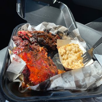 Rollin' Smoke BBQ - 3 meat plate, Turkey, Brisket and Mac Left. - Barbeque Near Me - Anthony, Texas Rollin' Smoke BBQ - 3 meat plate, Turkey, Brisket and Mac Left. - Barbeque Near Me - Anthony, Texas