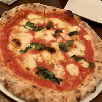 Fratelli - Margherita pizza - Italian Near Me - Wellington, WGN