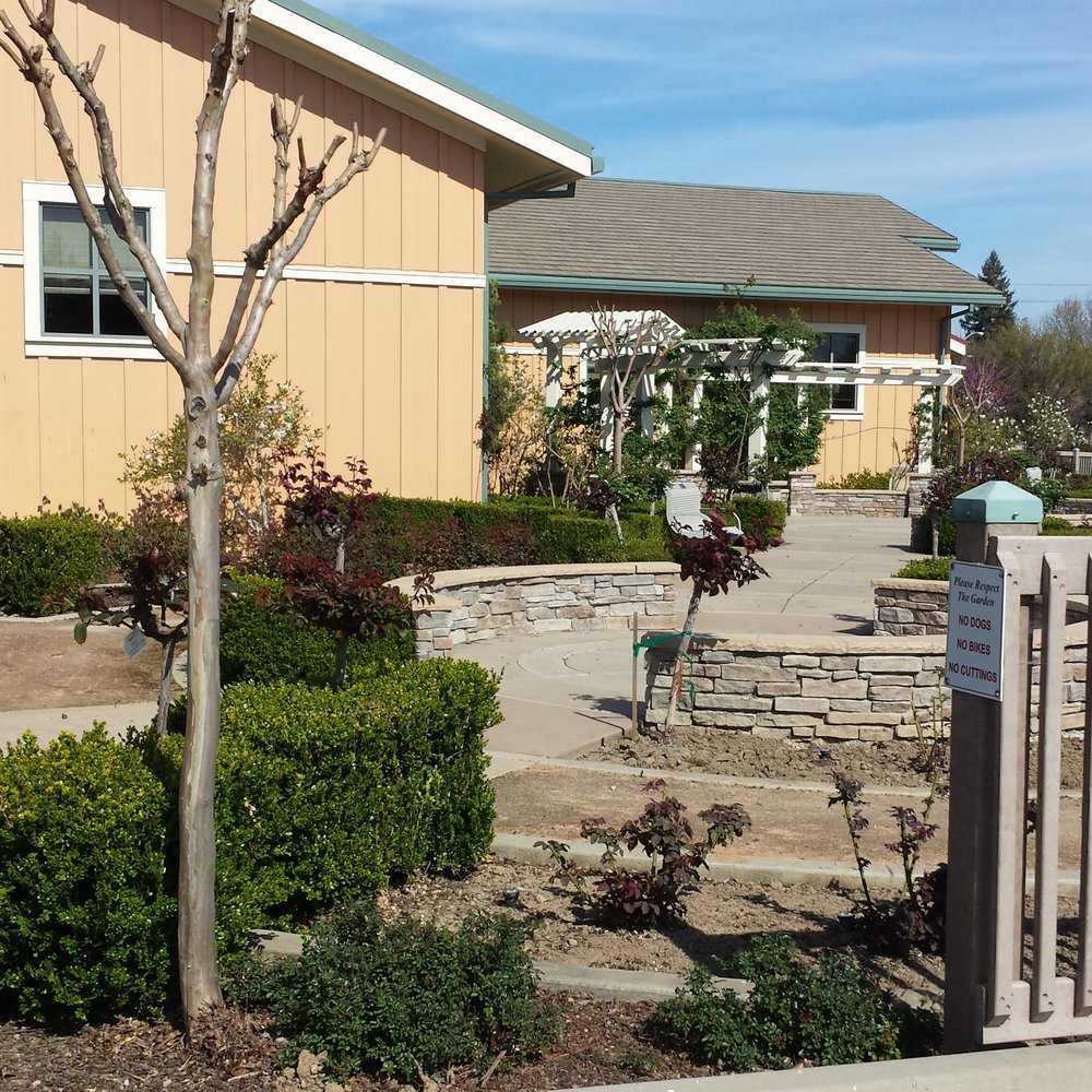 Fort Natomas - The garden - Parks Near Me - Sacramento, California