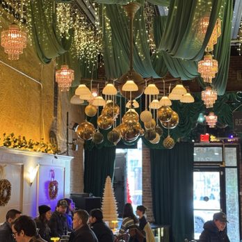 Barrel House Cafe & Bar - Cocktail Bars Near Me - Washington, DC, District of Columbia