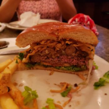 The Frog & Monkey Restaurant & Pub - Portobello mushroom burger - Burgers Near Me - Mount Dora, Florida The Frog & Monkey Restaurant & Pub - Portobello mushroom burger - Burgers Near Me - Mount Dora, Florida