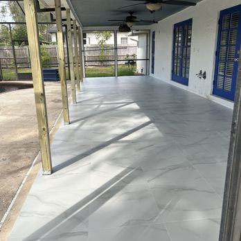 Orlando Flooring Gurus - Tile on Lanai - Flooring Near Me Orlando Flooring Gurus - Tile on Lanai - Flooring Near Me