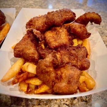 Santa Madre Taco Shop - Fish and Fries Basket - Mexican Near Me - Tempe, Arizona