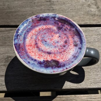 Ceremony Coffee Roasters - Mt. Vernon - Northern Lights (butterfly pea flower version) - Coffee Roasteries Near Me - Baltimore, Maryland Ceremony Coffee Roasters - Mt. Vernon - Northern Lights (butterfly pea flower version) - Coffee Roasteries Near Me - Baltimore, Maryland