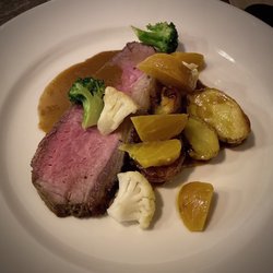 Musa Restaurant - Roastbeef s lanýžovou omáčkou