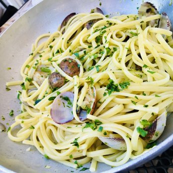 Mare Fritto... e Isole Comprese - Linguini with clams - Fish & Chips Near Me - Gaeta, LT