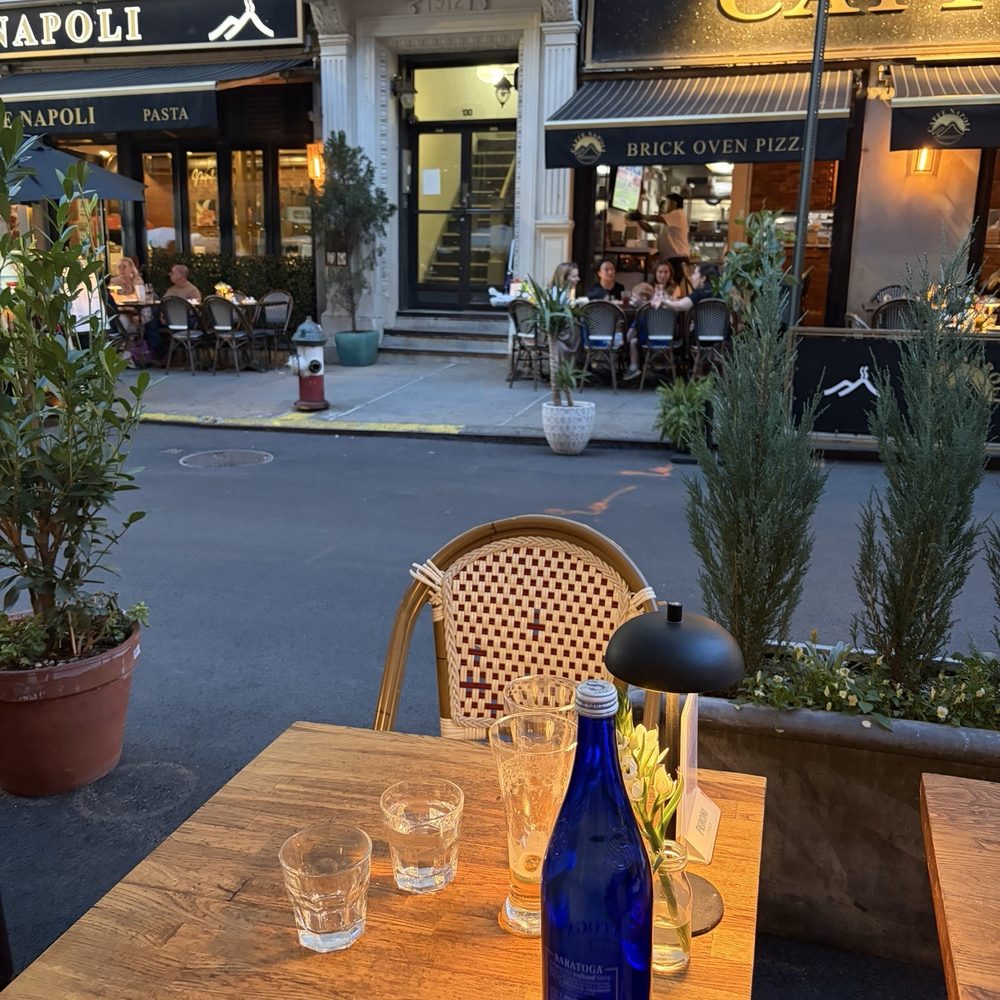 Perfect table, highly recommended Perfect table, highly recommended