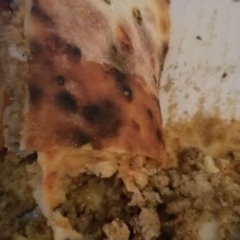 Station Pizzeria - Another under crust the top half which had no visible signs of any burnt bottom. - Pizza Near Me - Minnetonka, Minnesota Station Pizzeria - Another under crust the top half which had no visible signs of any burnt bottom. - Pizza Near Me - Minnetonka, Minnesota