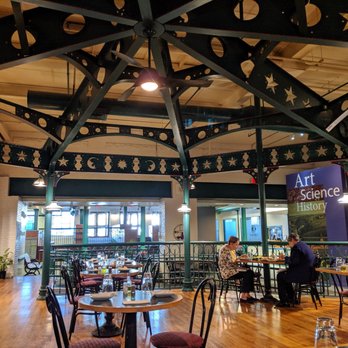 Lemon And Thyme - Restaurant interior - Mediterranean Near Me - Lowell, Massachusetts