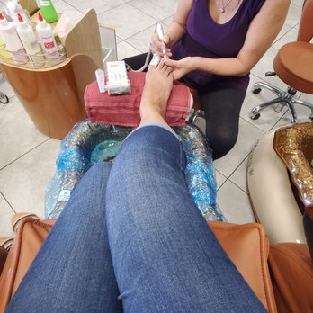 Oscar's Nails - Nail Salons Near Me - Las Vegas, Nevada