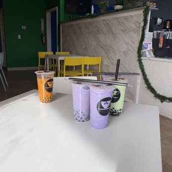 Rainbow T-House - Thai Tea, Taro Smoothies, Honey Dew Smoothie - Coffee & Tea Near Me - Hesperia, California Rainbow T-House - Thai Tea, Taro Smoothies, Honey Dew Smoothie - Coffee & Tea Near Me - Hesperia, California