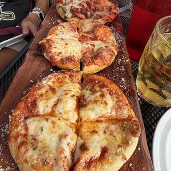 Gusto’s Pizza - Pizza Near Me - Salem, Virginia