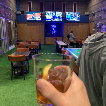 Best Ball - A great Tuesday evening - Sports Bars Near Me - Van Nuys, California Best Ball - A great Tuesday evening - Sports Bars Near Me - Van Nuys, California