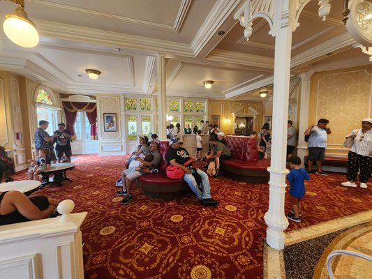 Tony's Town Square Restaurant by null